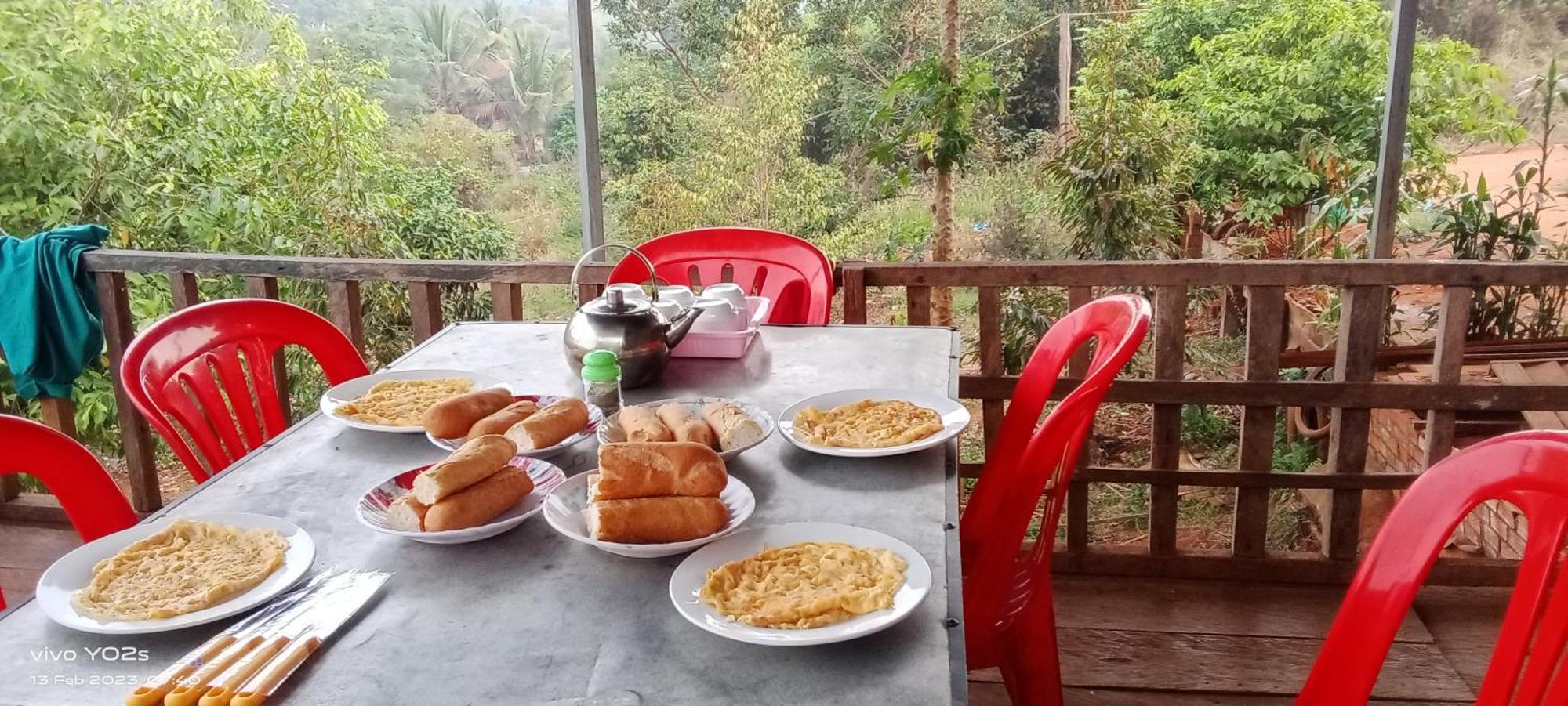 Srey Leap Homestay Banlung Exterior photo